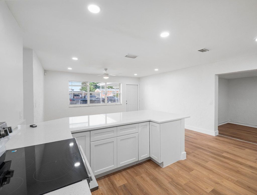 Photo of 133 NW 14th Avenue, Boynton Beach, FL 33435 (MLS # R11149277)