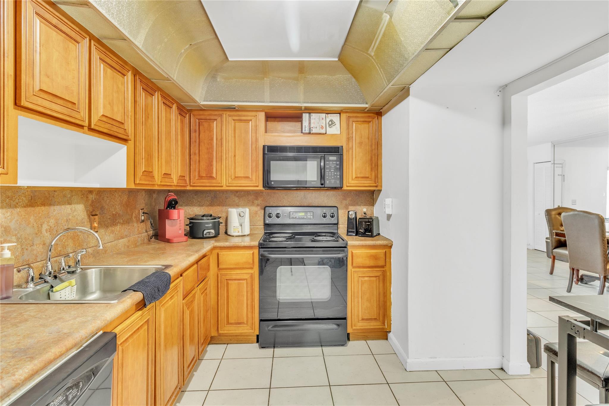 WOODGLEN CONDO - Residential
