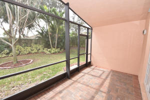 VALENCIA PALMS - Residential