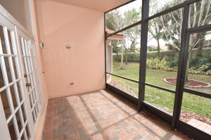 VALENCIA PALMS - Residential