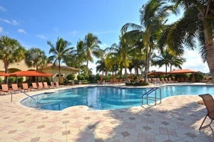 VALENCIA PALMS - Residential