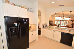 VALENCIA PALMS - Residential