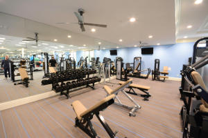 VALENCIA PALMS - Residential