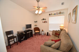 VALENCIA PALMS - Residential