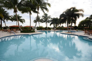 VALENCIA PALMS - Residential