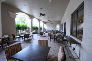 VALENCIA PALMS - Residential