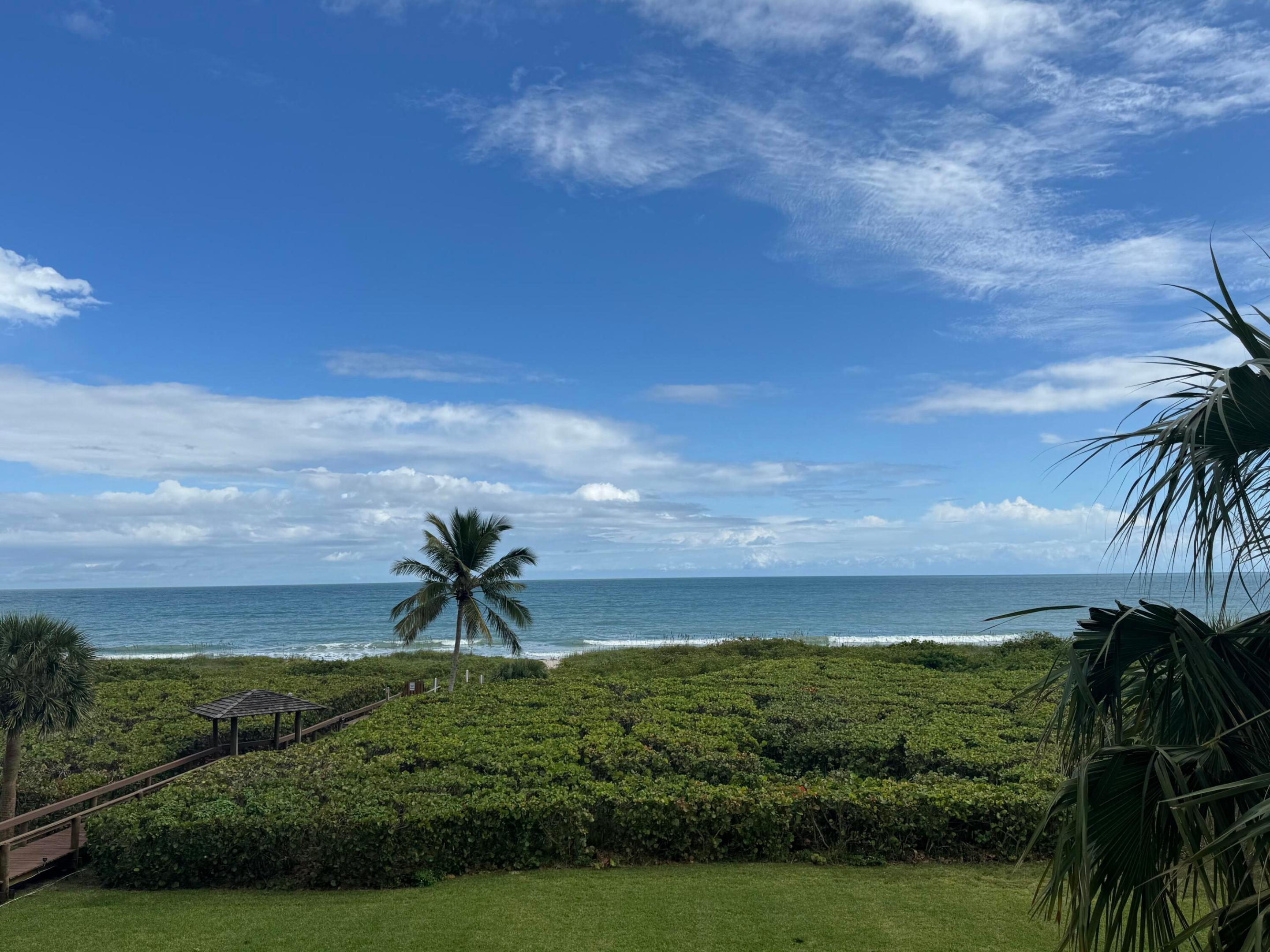 SEA PALMS CONDOMINIUM - Residential