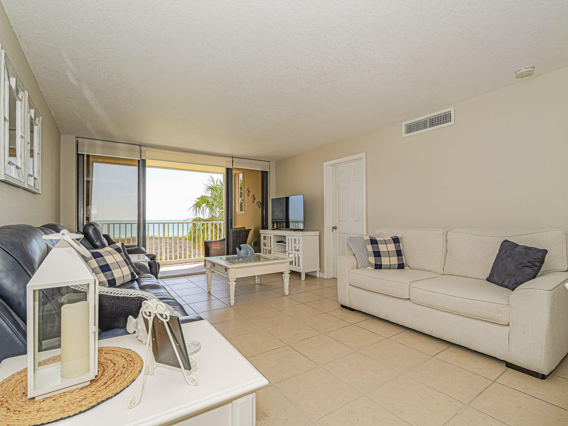 SEA PALMS CONDOMINIUM - Residential