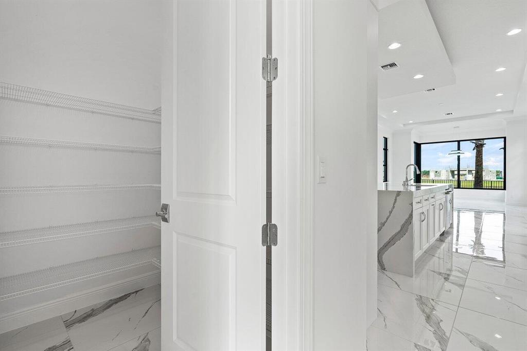 ARTISTRY - Residential