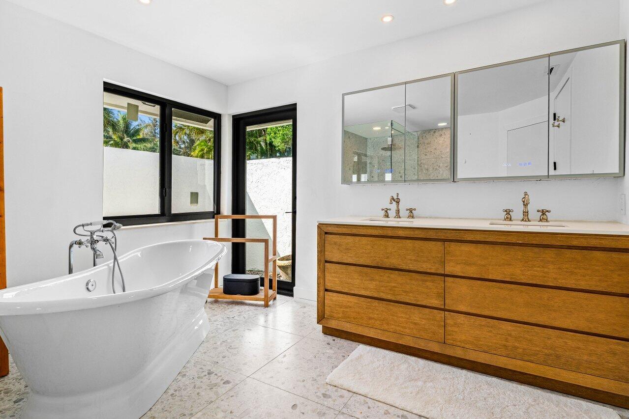 PADDOCK PARK 1 OF WELLINGTON - Residential