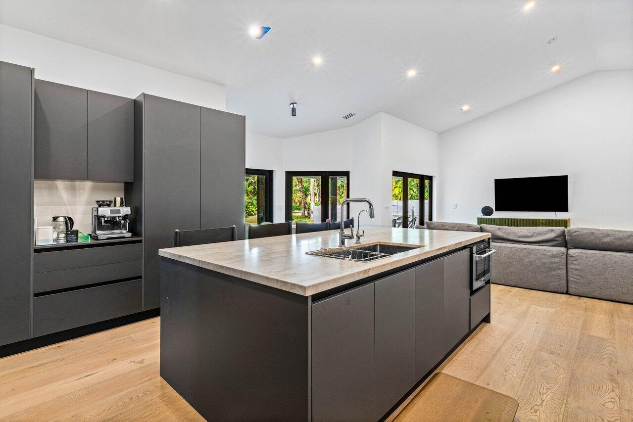 PADDOCK PARK 1 OF WELLINGTON - Residential