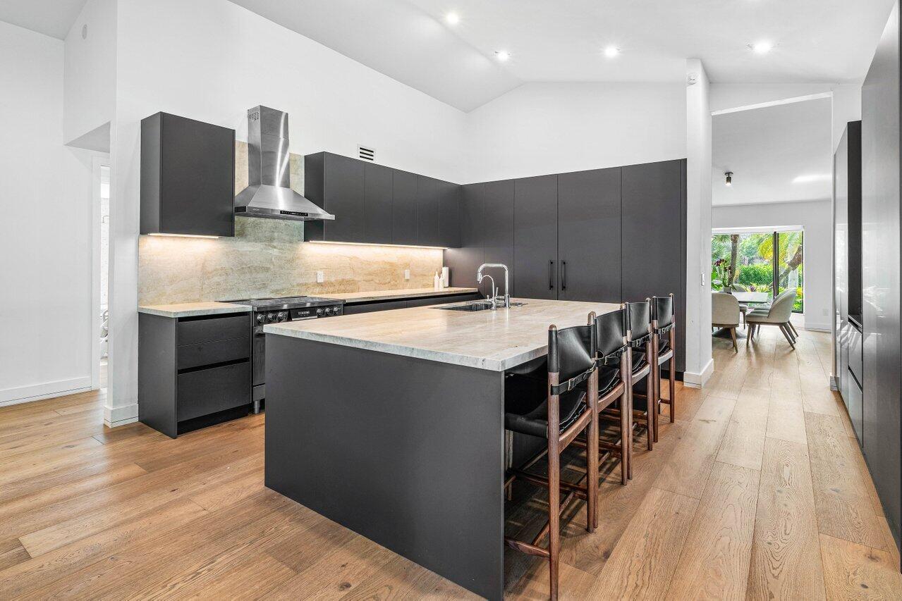 PADDOCK PARK 1 OF WELLINGTON - Residential