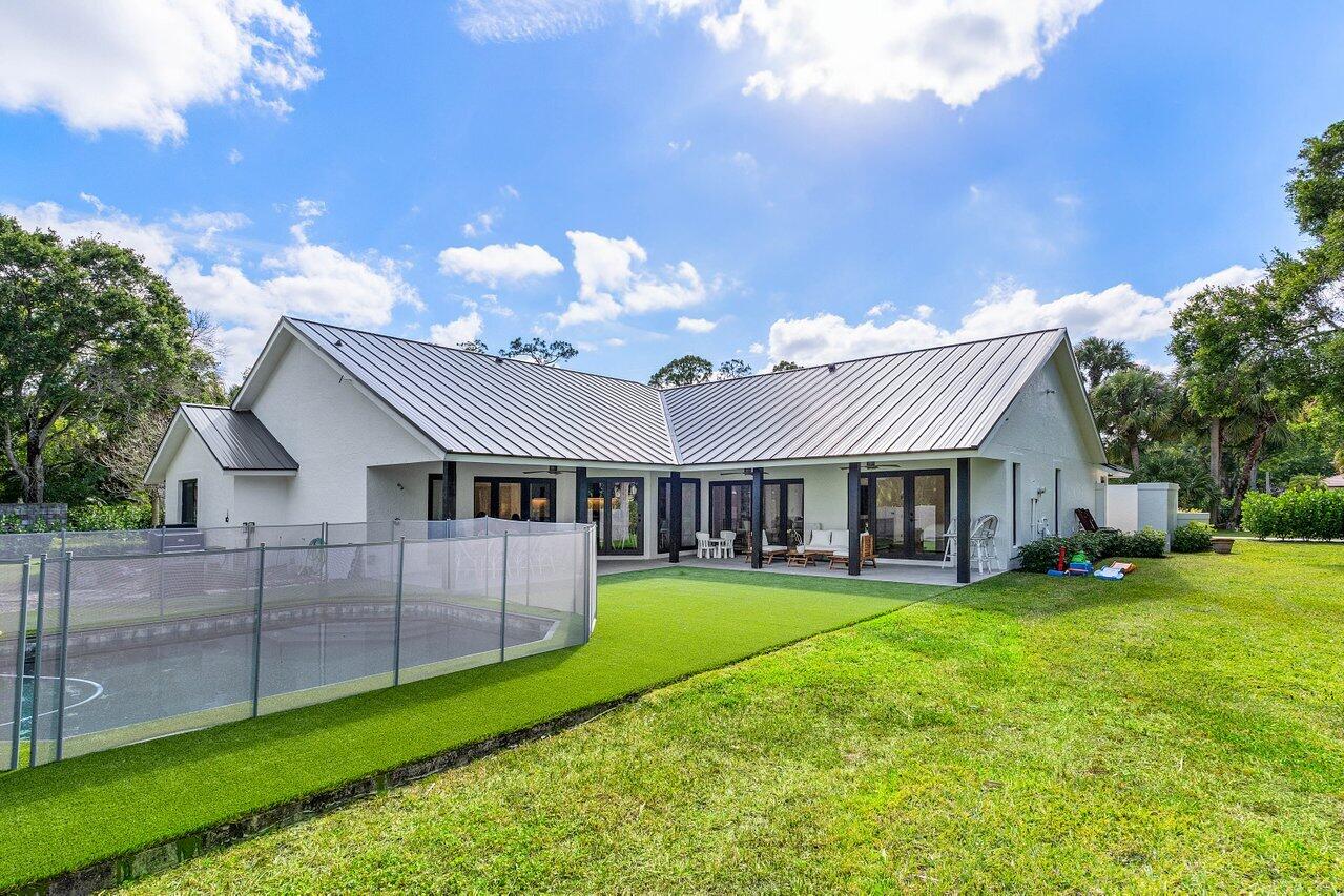 PADDOCK PARK 1 OF WELLINGTON - Residential