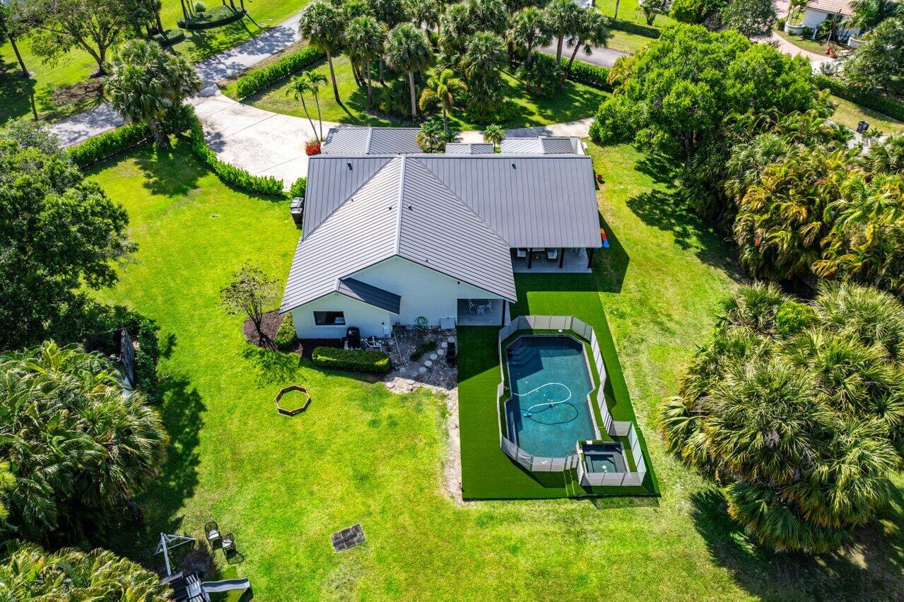 PADDOCK PARK 1 OF WELLINGTON - Residential