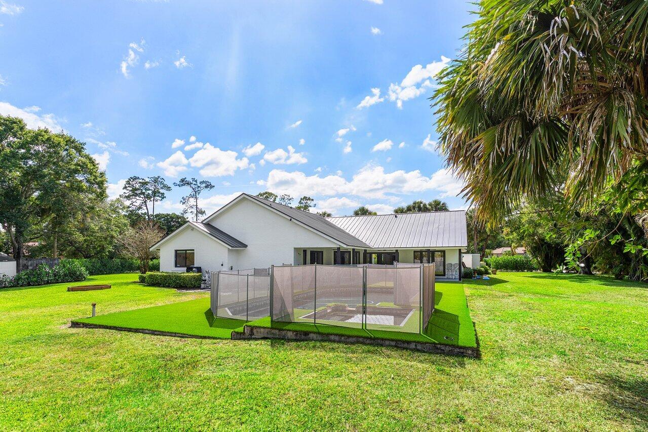 PADDOCK PARK 1 OF WELLINGTON - Residential