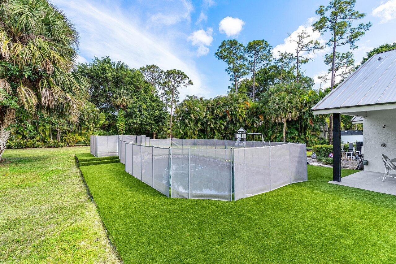 PADDOCK PARK 1 OF WELLINGTON - Residential