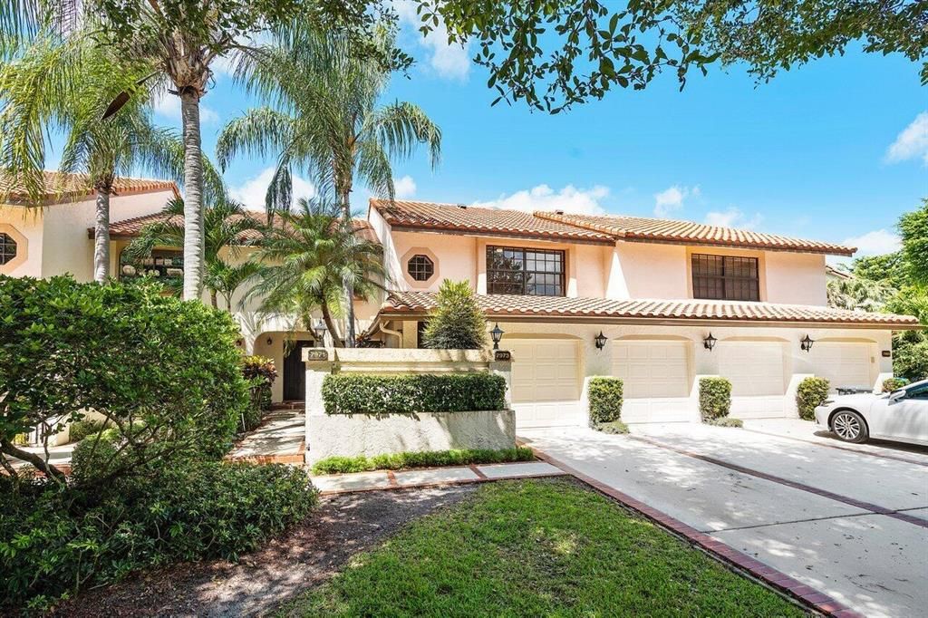 Photo of 7973 La Mirada Drive Dr, Boca Raton, FL 33433 (MLS # R10825768)