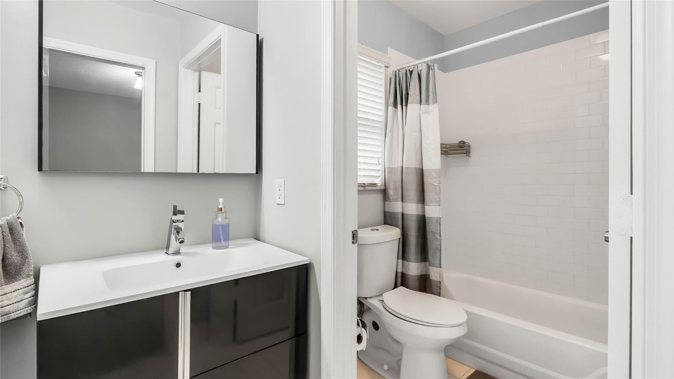 Wiles/Butler One 160-18 B - Residential