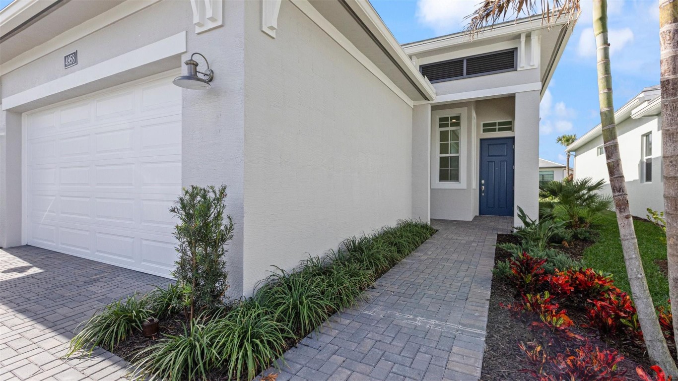 4958 Rivo Alto Circle