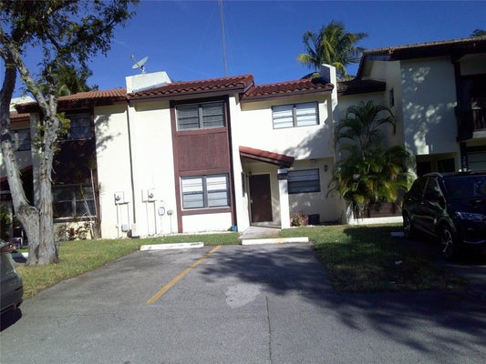 3810 SW 52ND AVE, HOLLYWOOD, FL 33023 - Image cd4e25fc27e89d6fb1deb0da89eca55f/3240260889