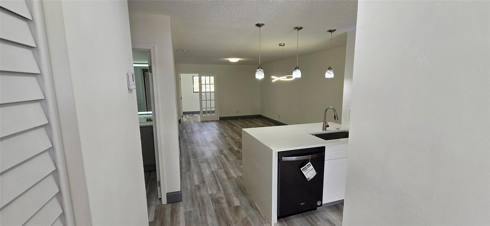 Royale Gardens - Residential