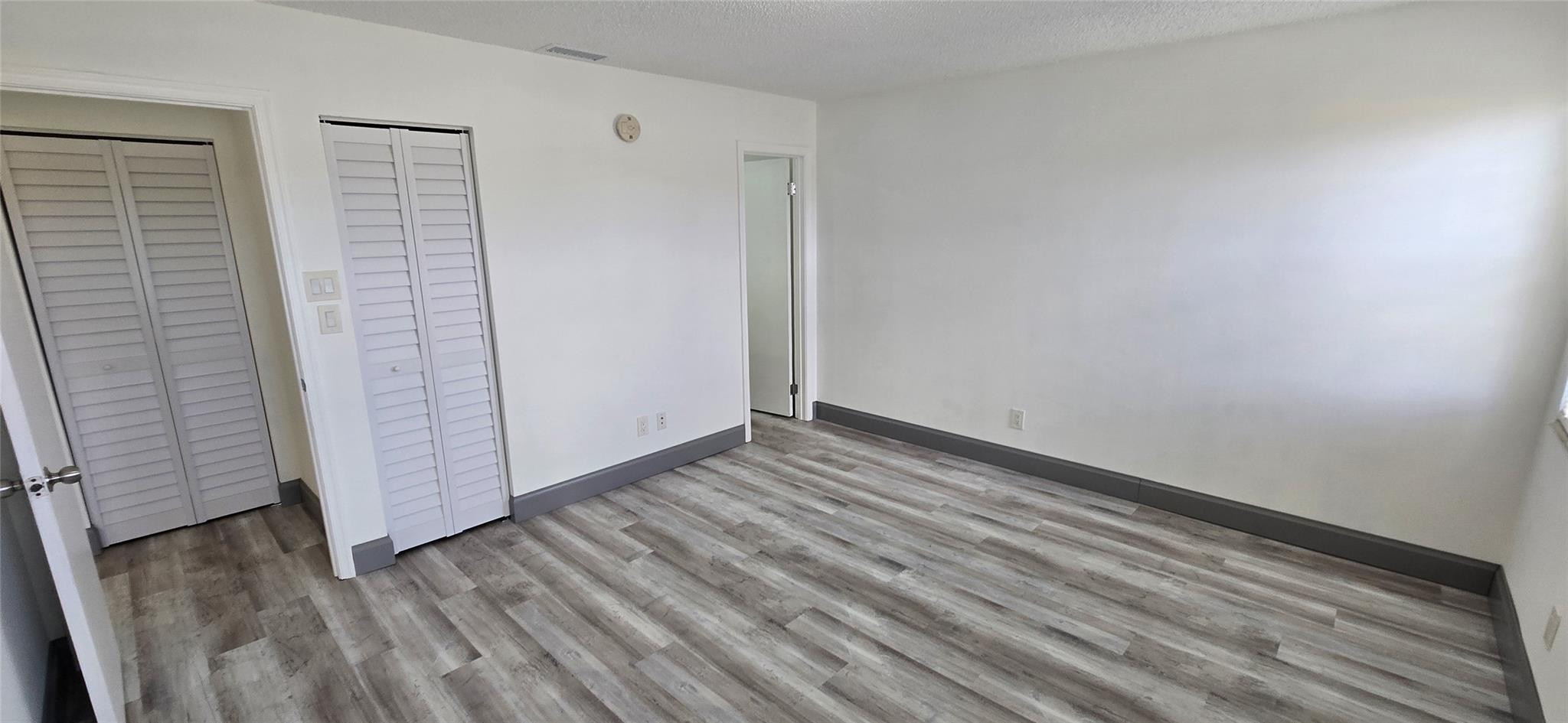 Royale Gardens - Residential