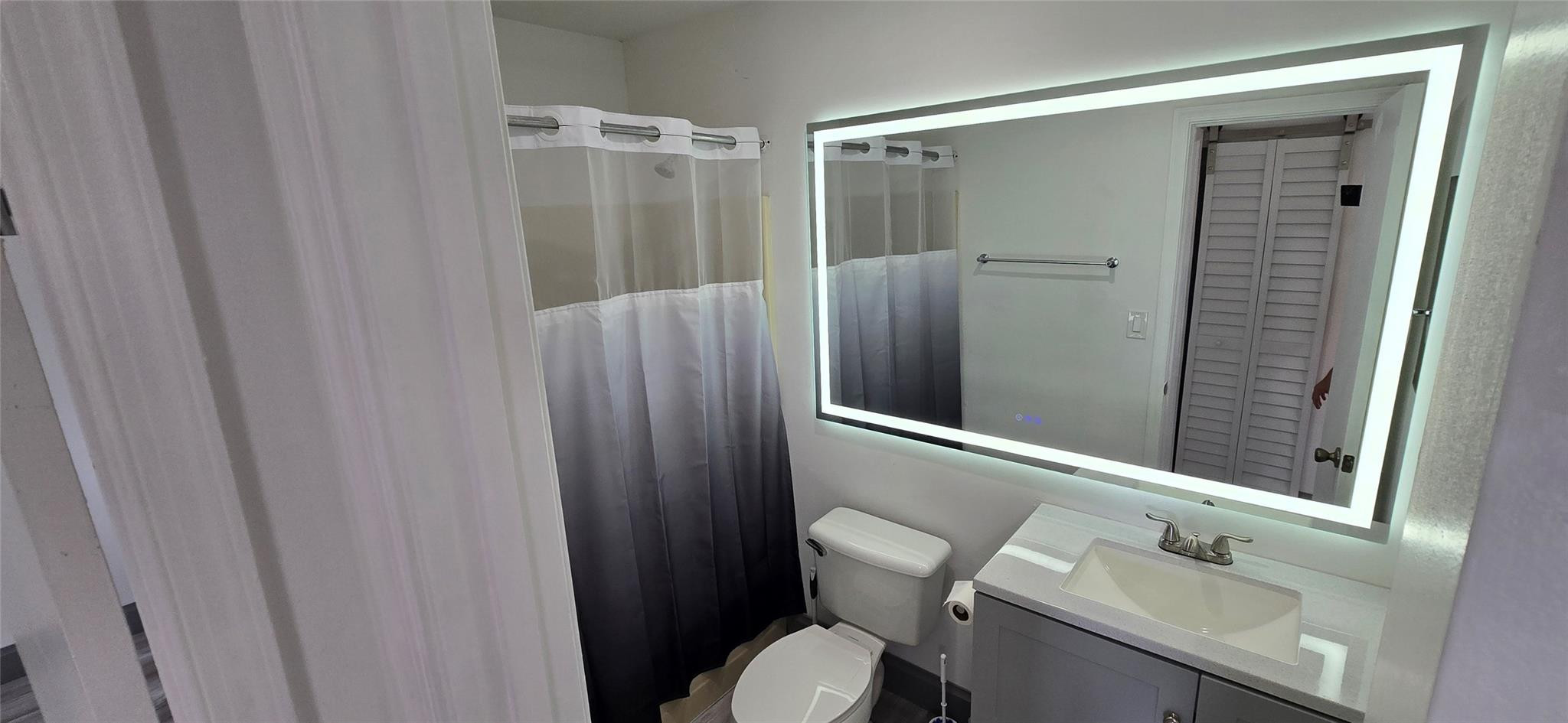 Royale Gardens - Residential