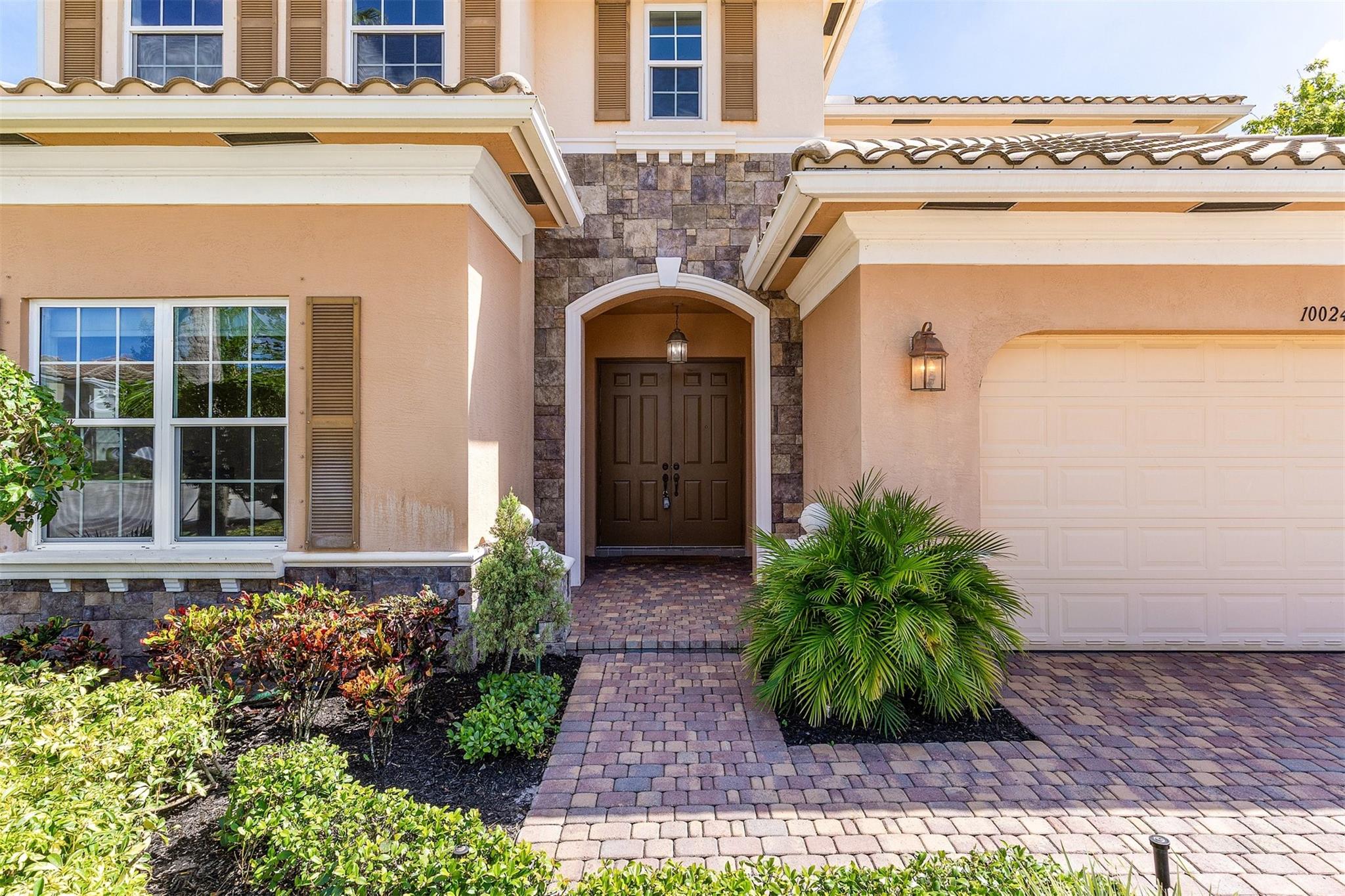 10024 Cobblestone Creek Dr