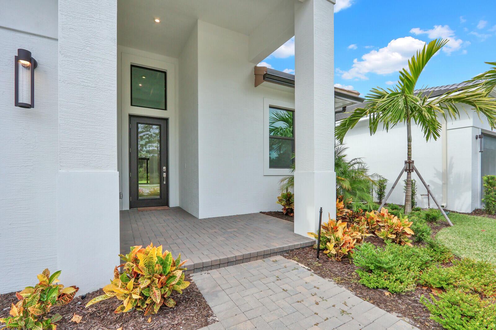 Cove Royale - Residential