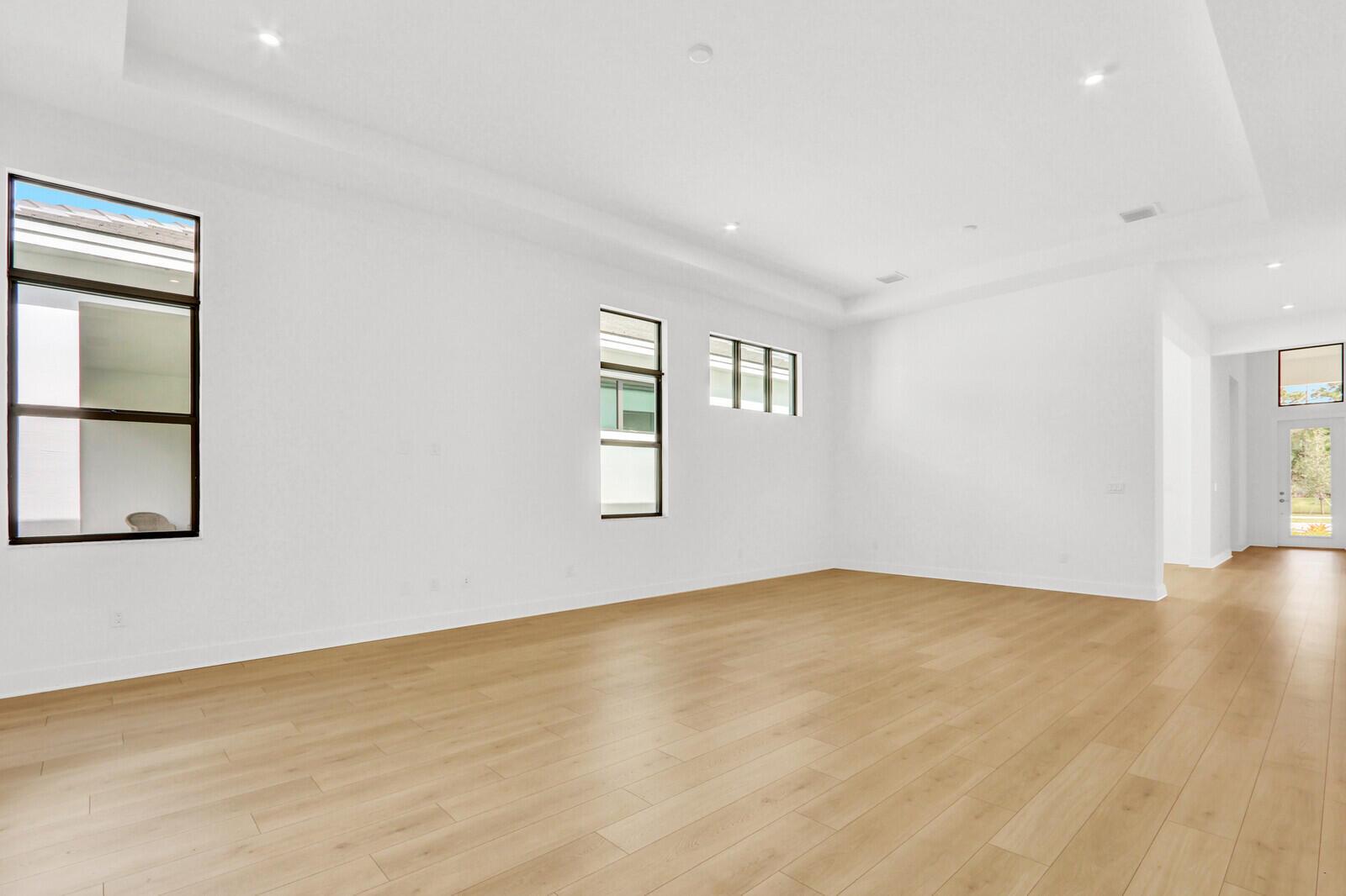 Cove Royale - Residential