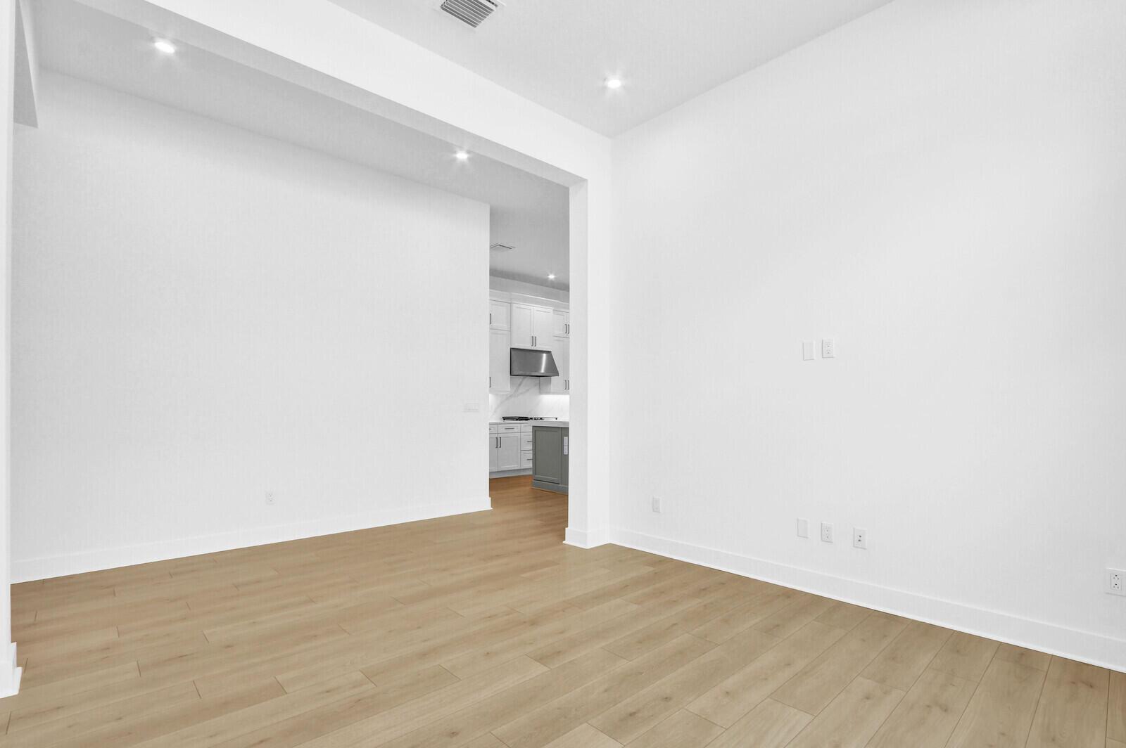 Cove Royale - Residential