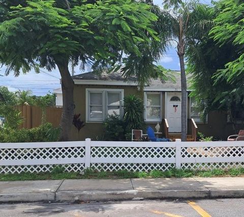 A home in Lake Worth Beach