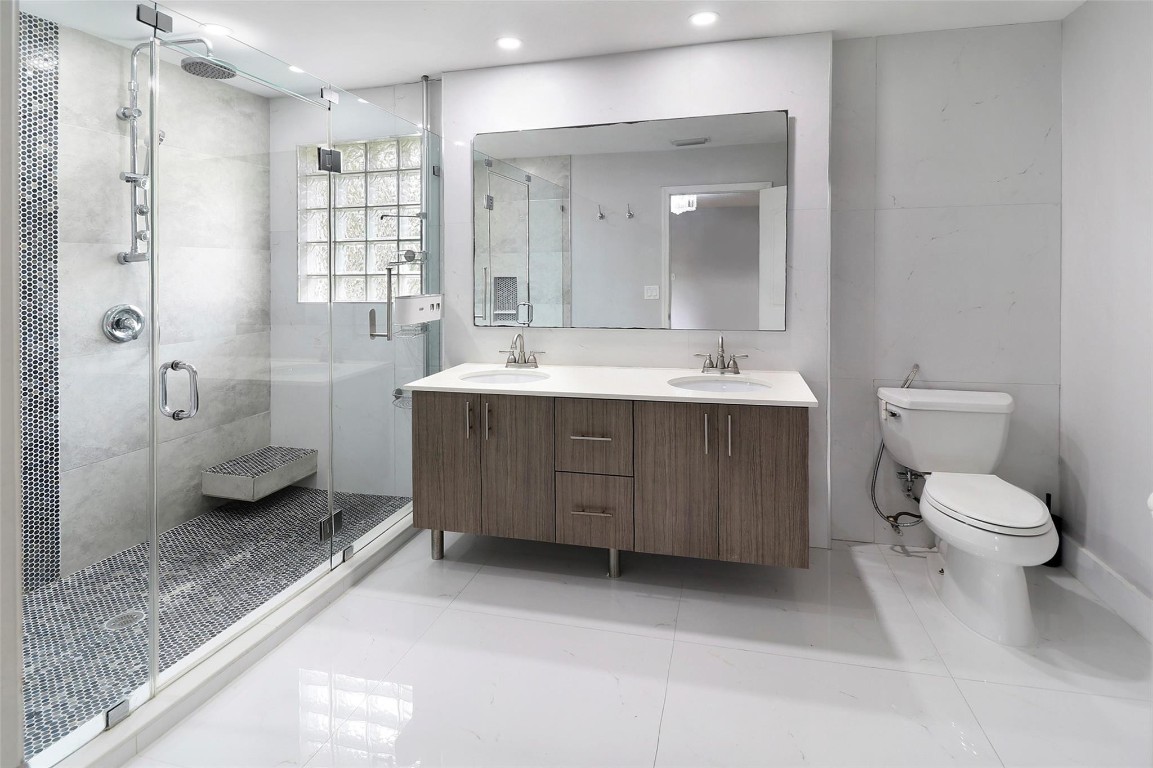 Lakeview West 158-44 B - Residential