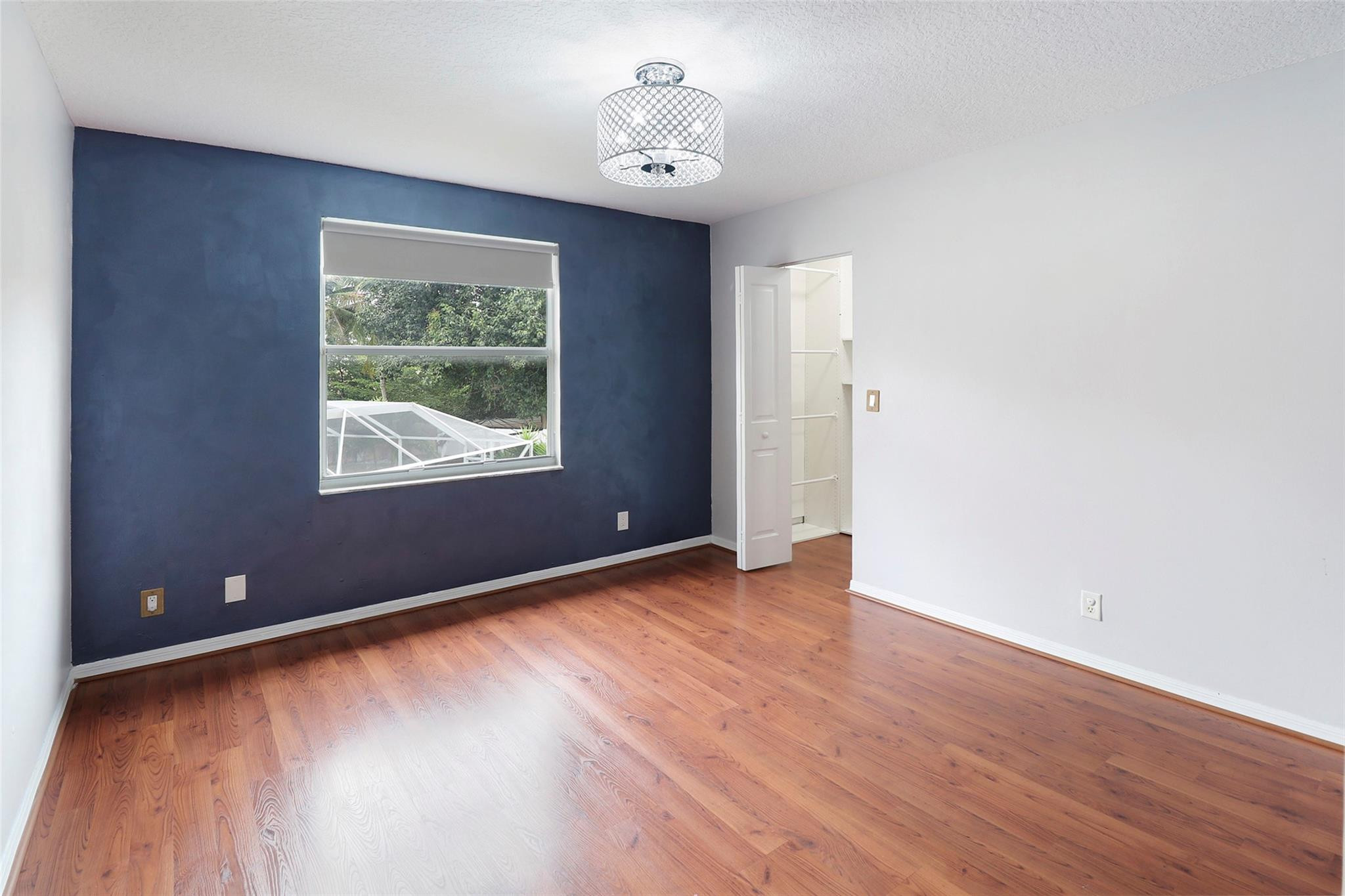 Lakeview West 158-44 B - Residential