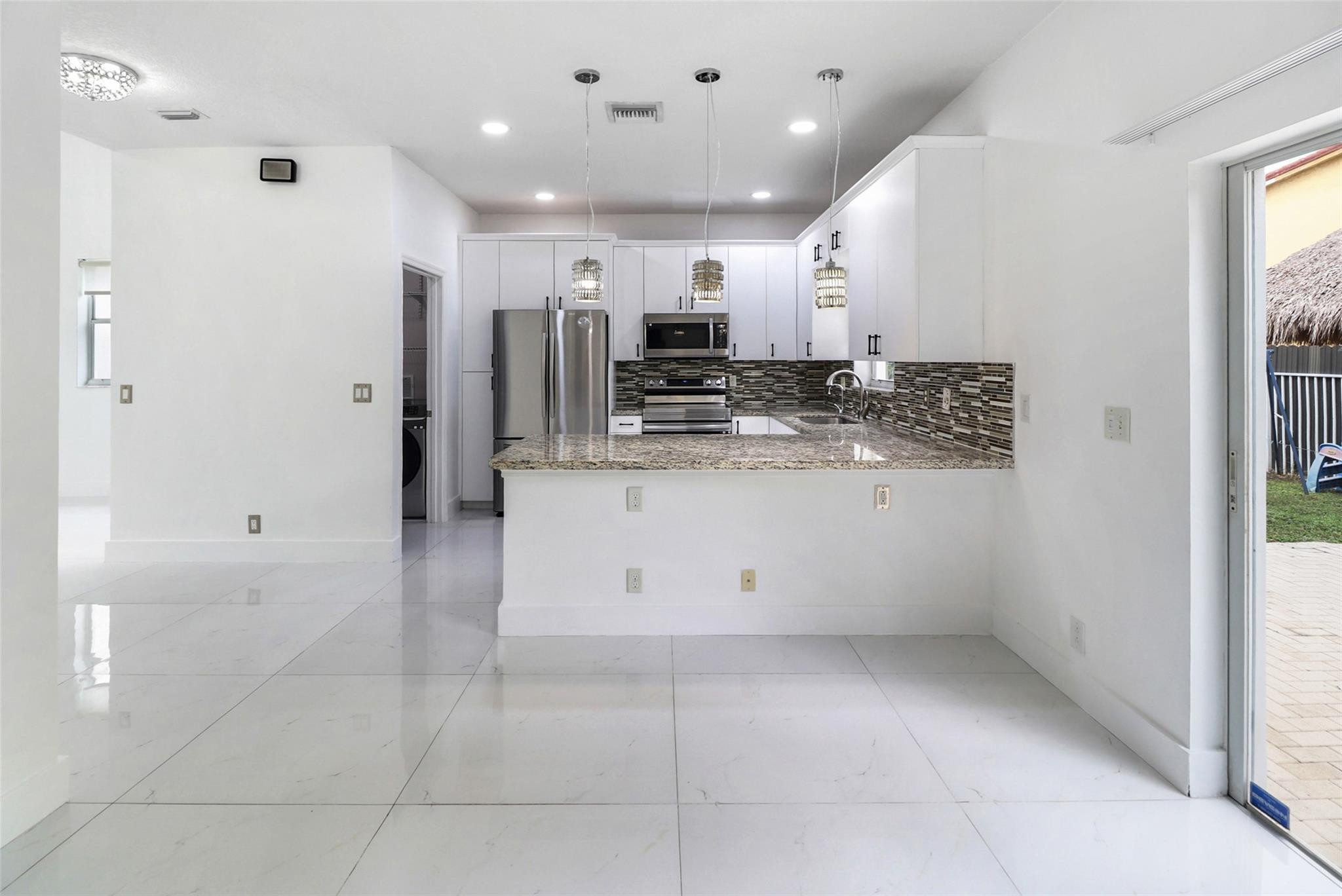 Lakeview West 158-44 B - Residential