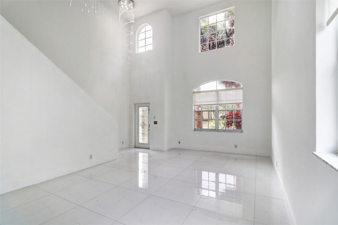 Lakeview West 158-44 B - Residential