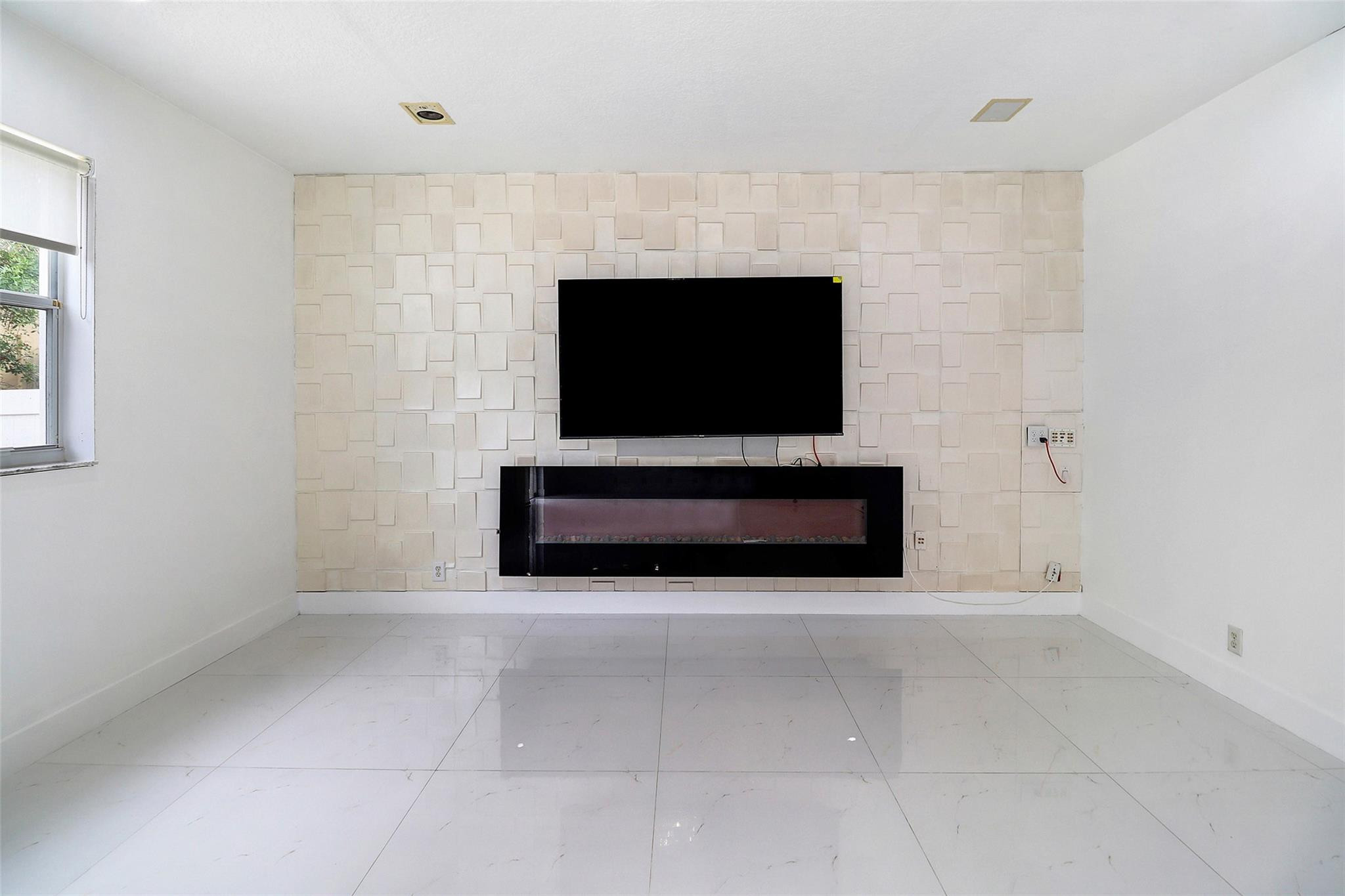 Lakeview West 158-44 B - Residential