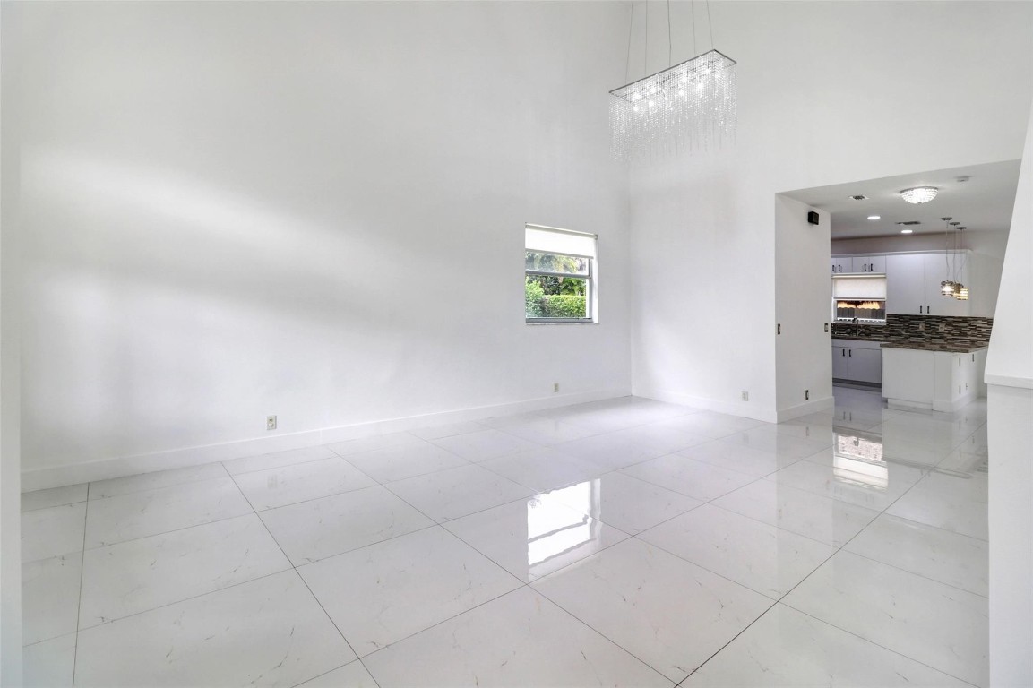 Lakeview West 158-44 B - Residential