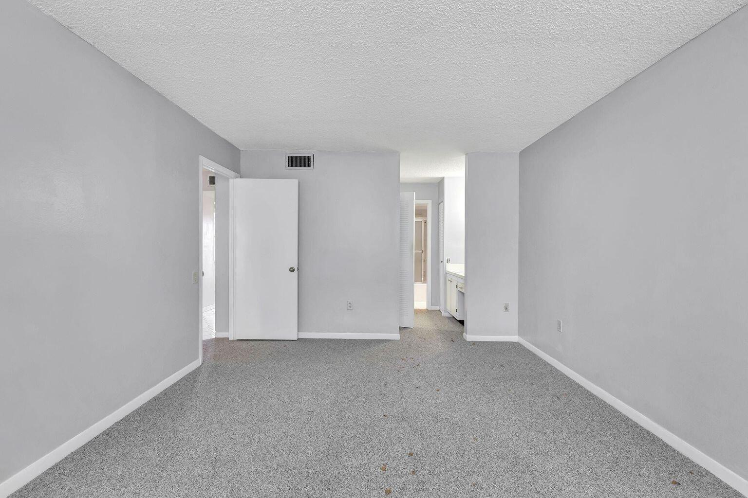 LIME BAY CONDOMINIUM 8 - Residential Lease