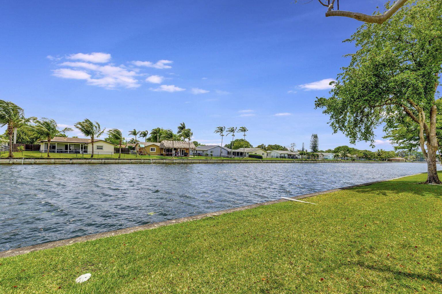 LIME BAY CONDOMINIUM 8 - Residential Lease