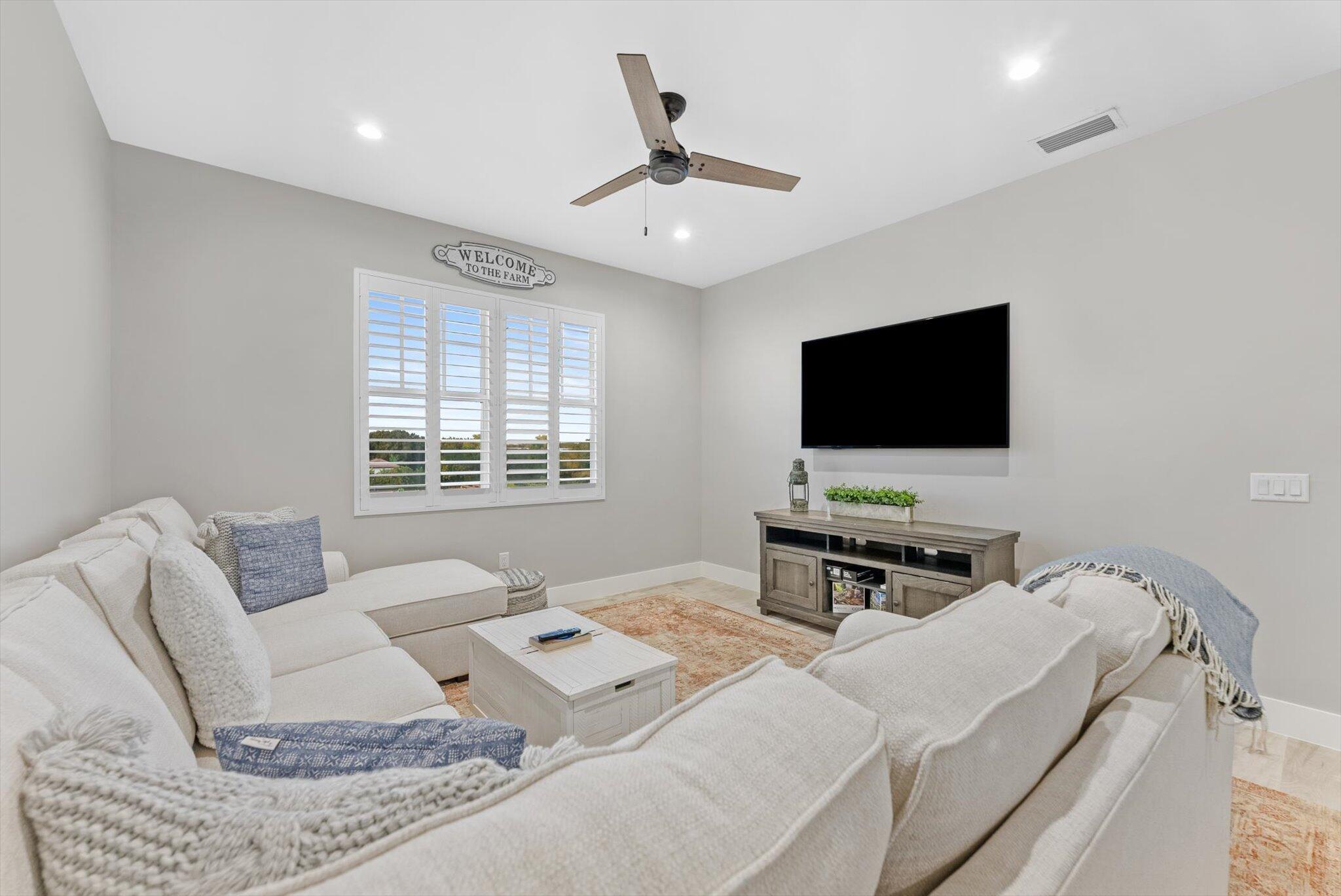 GRAND PRIX VILLAGE SOUTH - Residential Lease