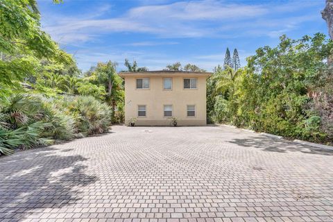 420 SE 18th Ct Fort Lauderdale FL 33316