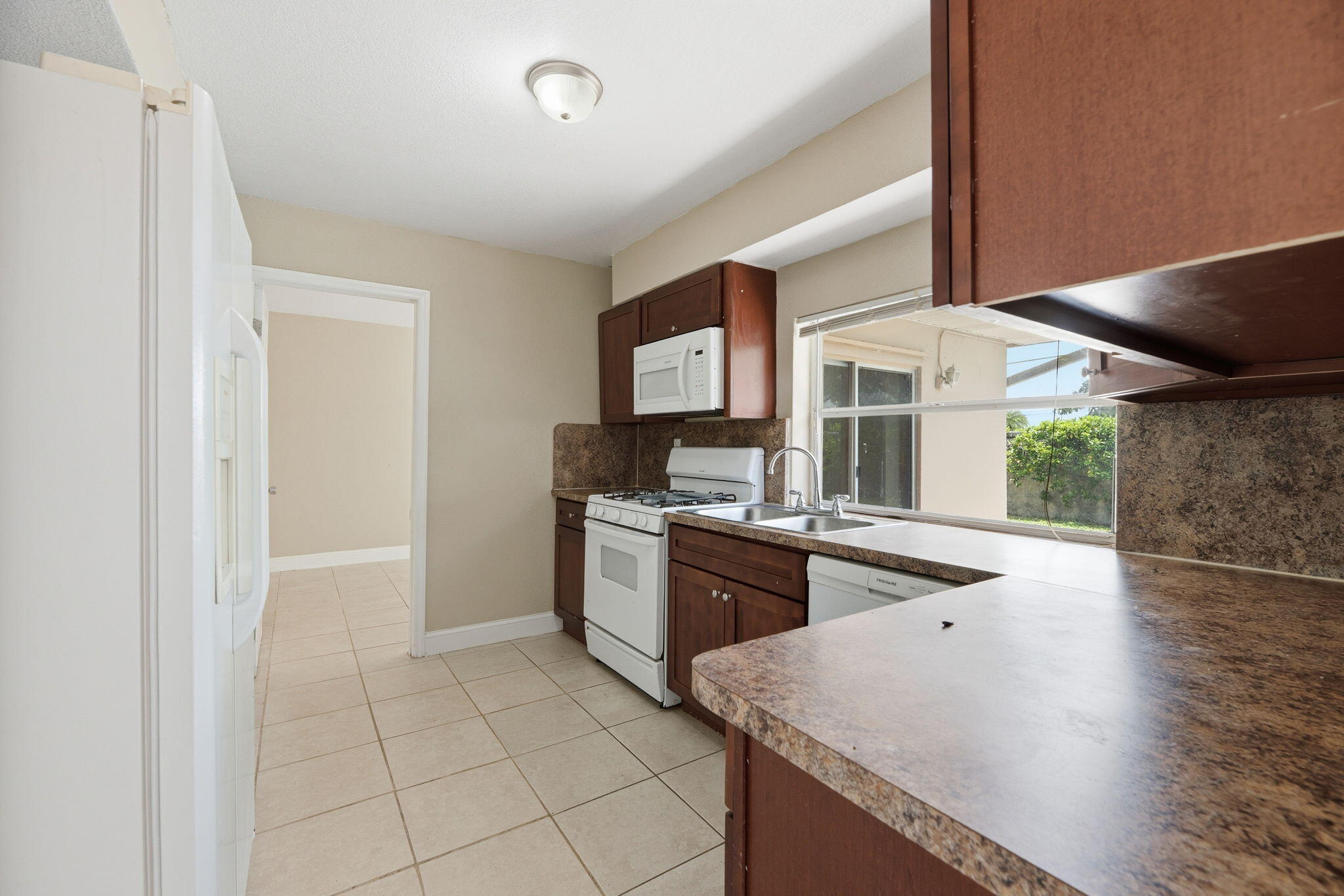 SUNRISE GOLF VILLAGE SEC 21 - Residential