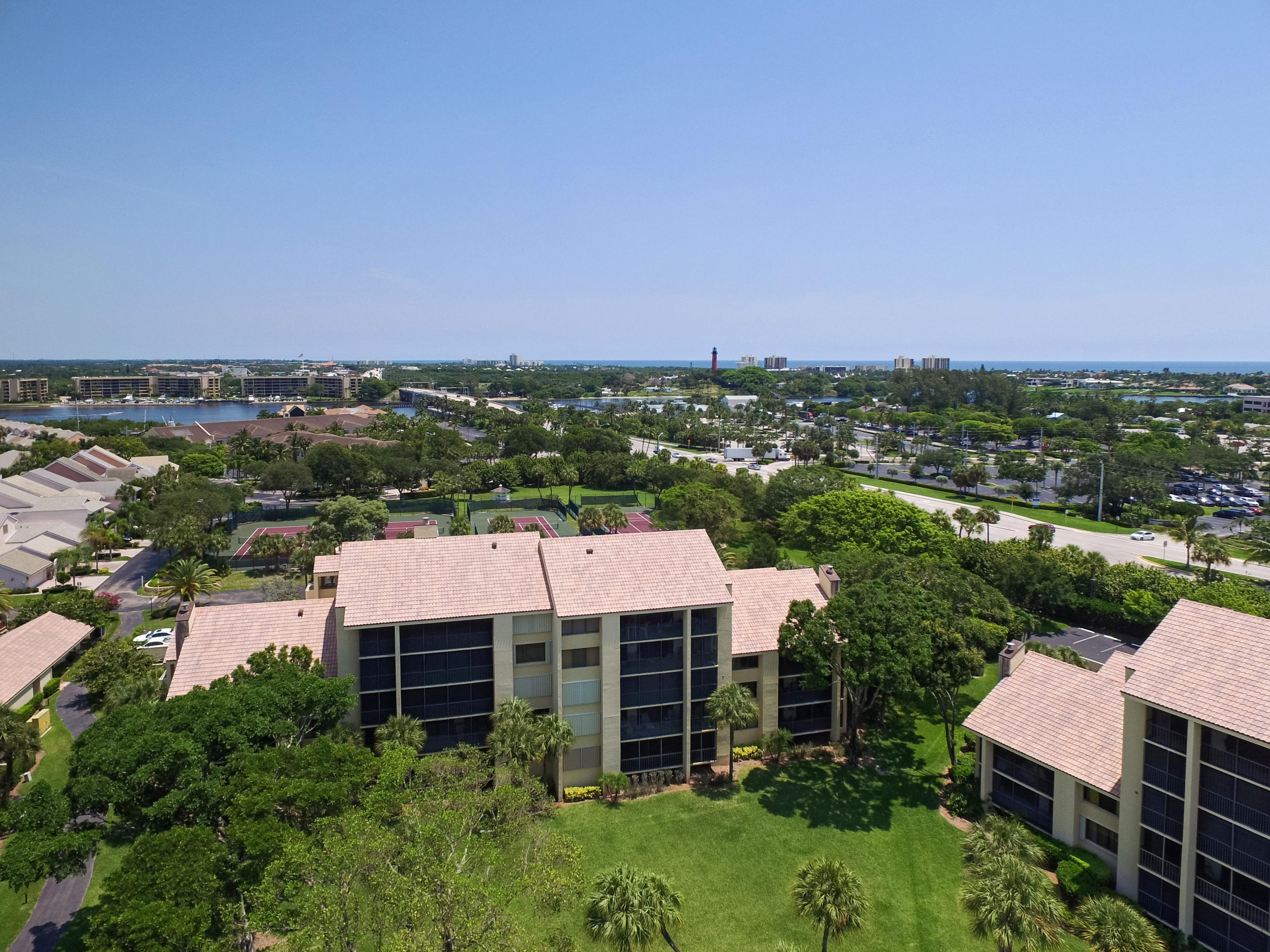 Jupiter Harbour - Residential