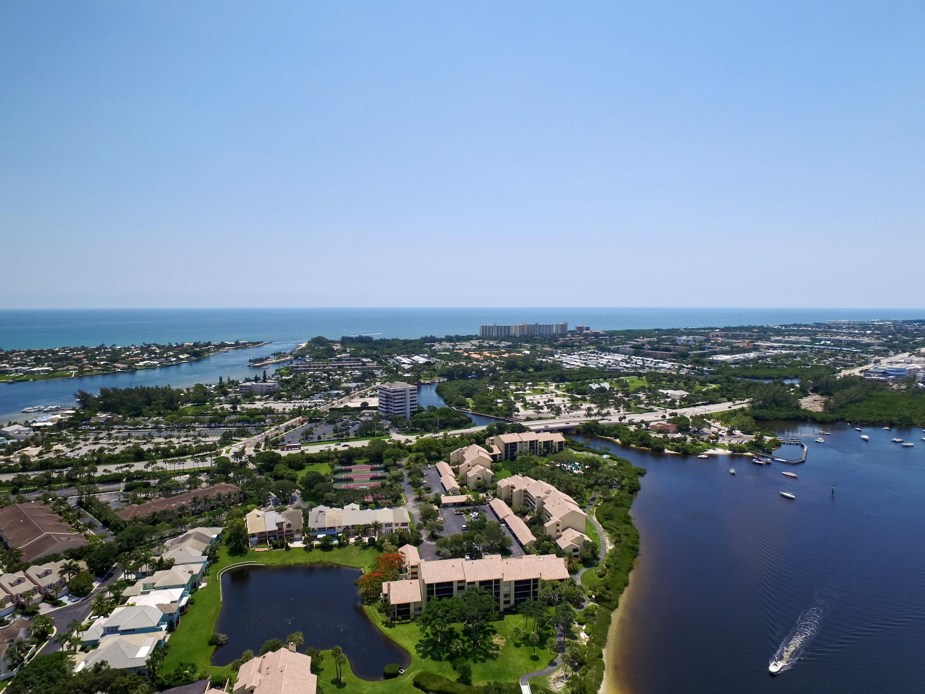 Jupiter Harbour - Residential