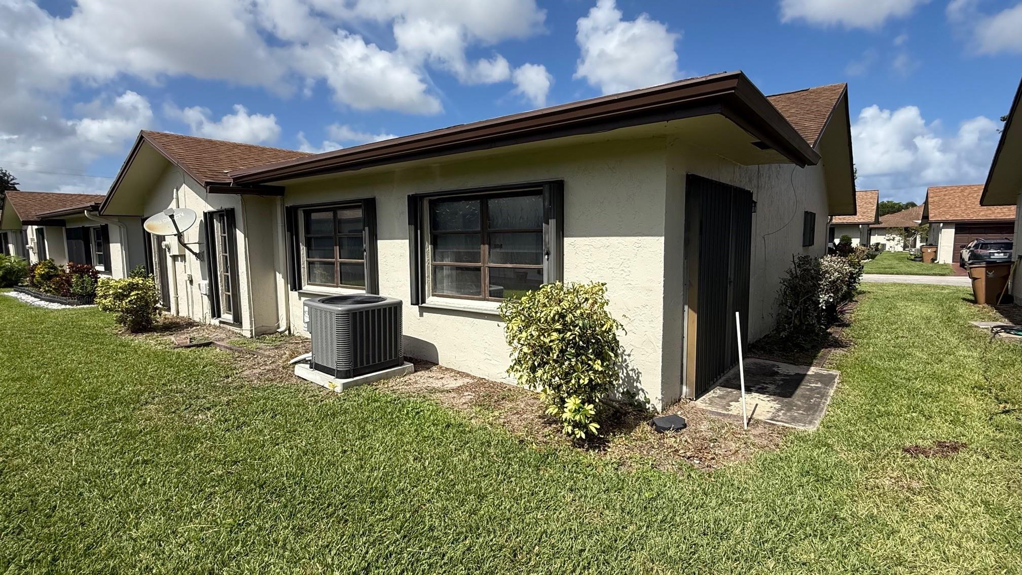 1545 SW 23rd Ter, Deerfield Beach, FL, 33442/$328,777 3 1545 SW 23rd Ter
