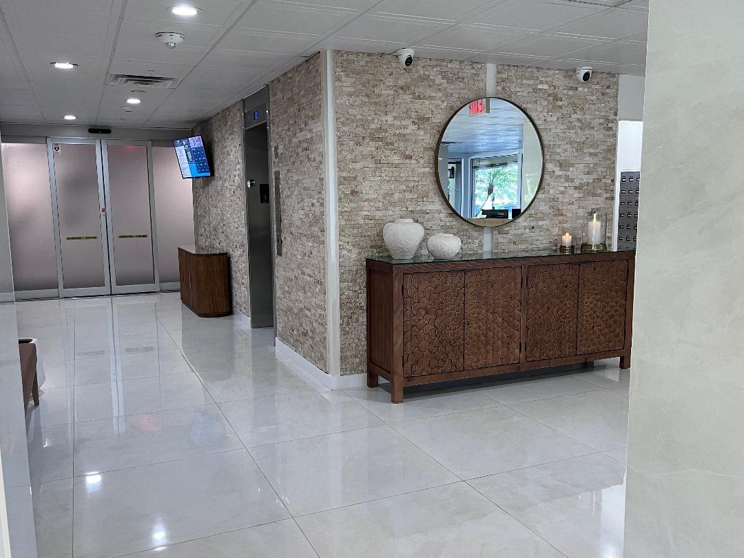 Coral Ridge Towers North - Residential