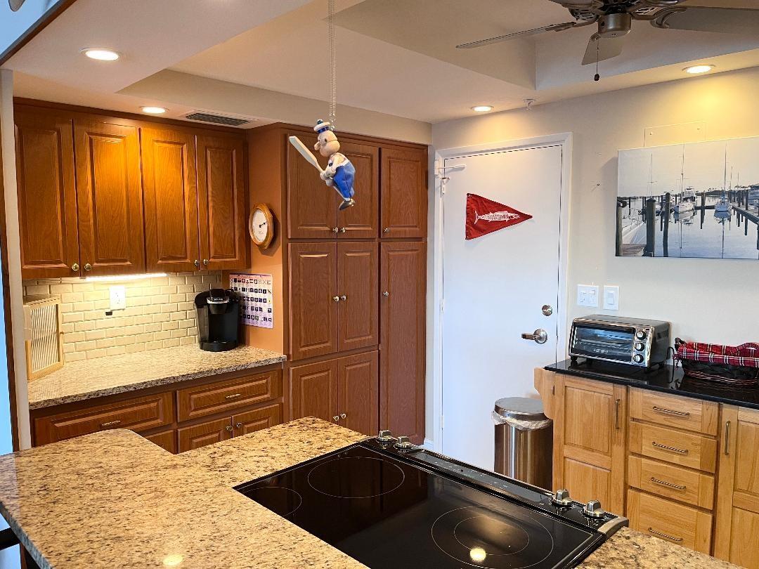 Coral Ridge Towers North - Residential