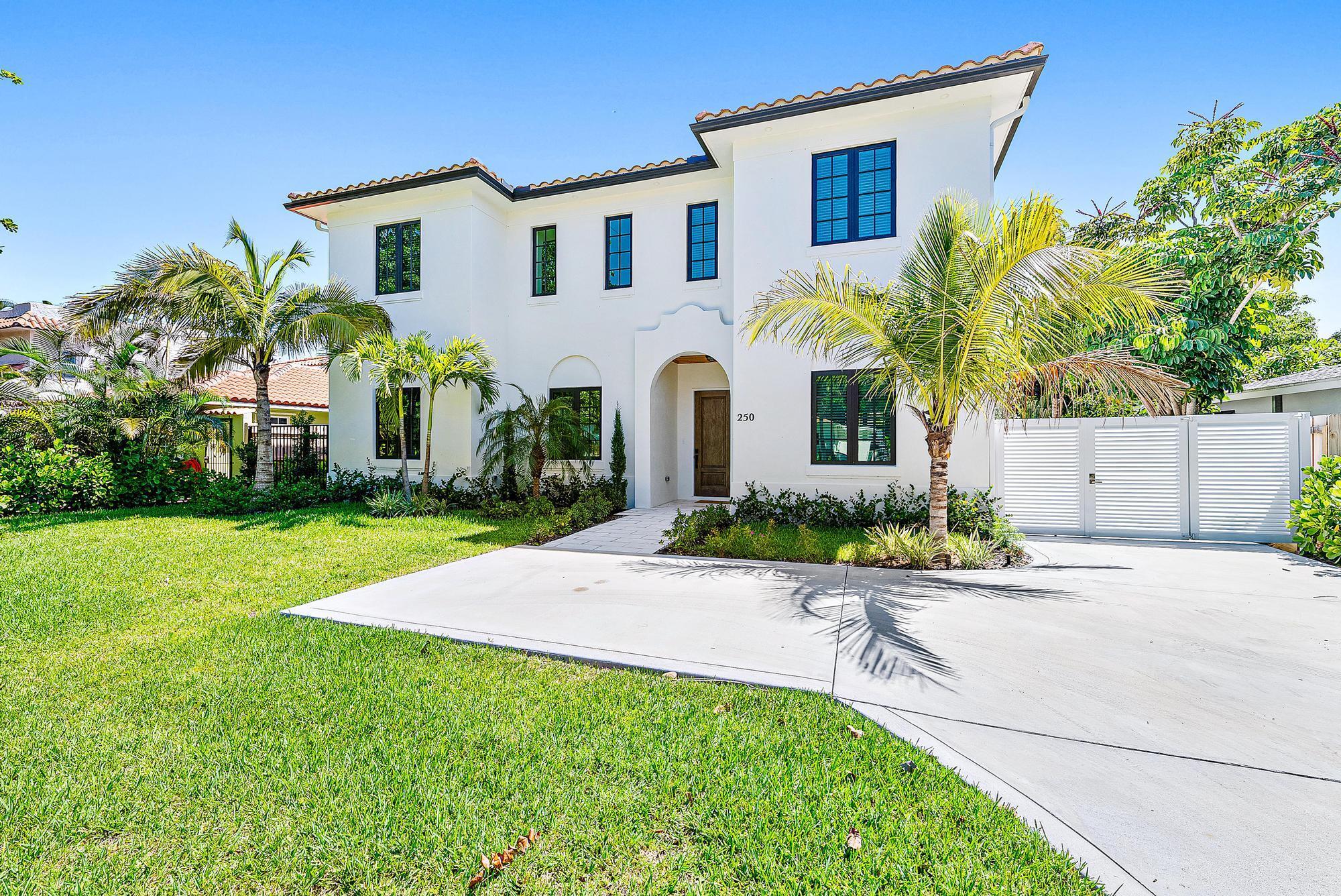 Built in 2023 - Intracoastal Block in SOSO. 4BR 4.5BT With dining room and den. Separate guest studio with full bath. 1 car garage. Pool with hot tub. Large private gated backyard. Mediterranean oasis with high ceilings, Balcony off the master. Thermador appliances. Built in closets in every room and pantries.
