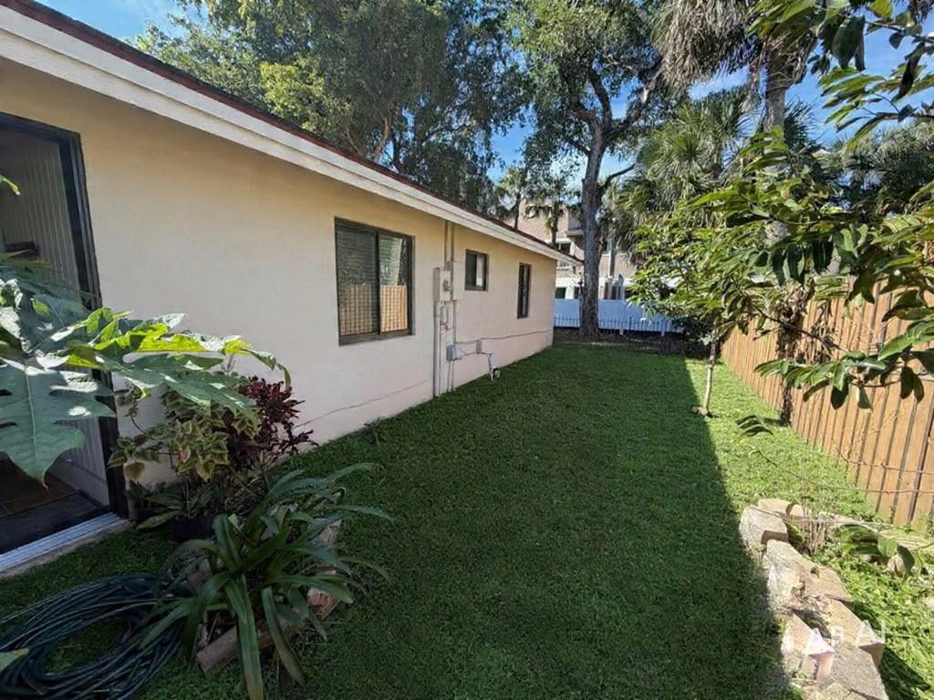CORAL SPRINGS UNIVERSITY DRIVE - Residential